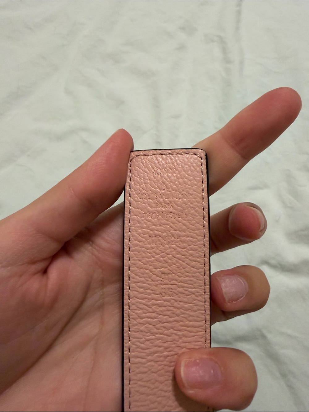 Louis Vuitton Dusty Pink Leather Belt with Gold LV Buckle - Picture 2 of 6